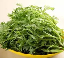 Chinese chrysanthemum greens