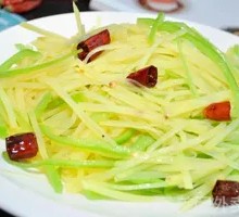 Sliced Potatoes with Green Pepper