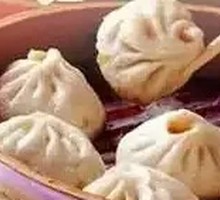Preserved Vegetable Braised Pork Buns