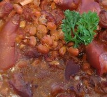 砂锅黄豆猪蹄花