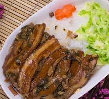 Preserved Vegetable Braised Pork Rice