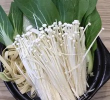 Special Pot Golden Needle Mushrooms