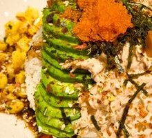 招牌金枪鱼牛油果拌饭