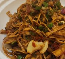 Bamboo Shoots Stir-Fried with Preserved Pork