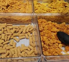 不限量自助小吃