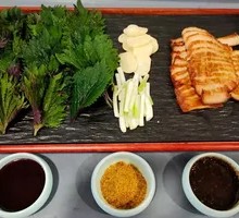 Charcoal-Grilled Pork Tenderloin