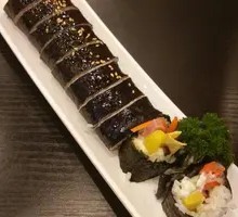 Salad Seaweed Rice Roll