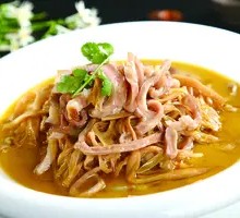 Daylily and Pig's Stomach Stew