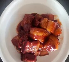 Jiangnan First-Class Braised Pork