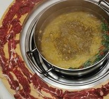 Corn and Radish Beef Bone Soup Pot