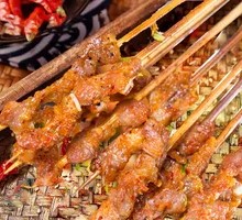 Charcoal-grilled Pork Ribs