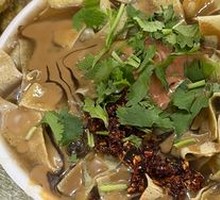 Fried Rice Noodles with Crispy Tofu