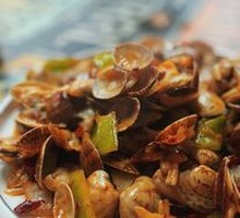 Spicy Stir-Fried Clams