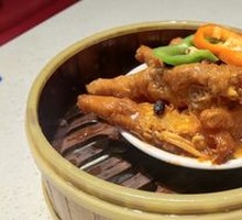 Steamed Chicken Feet in Famous Sauce