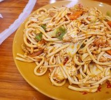 Tomato and Egg Fried Noodles