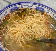 Sour Cabbage Beef Noodles