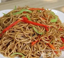 Spicy Pork Noodles with Noodles Stewed in Sauce