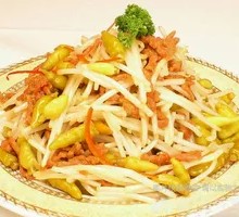 Potato and Pork Noodles Stir-fry