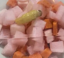 Red and White Radish Cubes