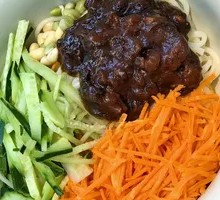 Traditional Zhajiang Noodles