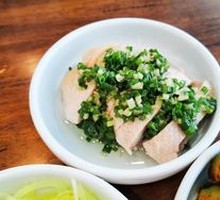 Secret-Recipe Boiled Chicken