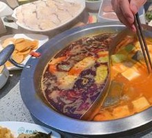 Spicy Beef Oil Hot Pot (Half)