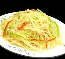 Sliced Potatoes with Green Pepper