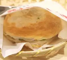 Tongguan Meat Sandwich