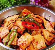 Spicy Pot-Braised Tofu with Leaves
