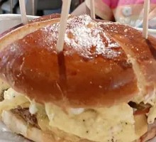 安格斯烟熏培根厚牛堡