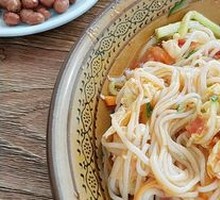 Tomato Noodles with Sauce