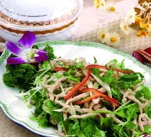 Chicken丝 with Dongqing Sauce Rice Bowl