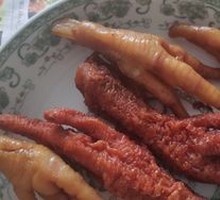 Braised Chicken Feet with Tiger Skin