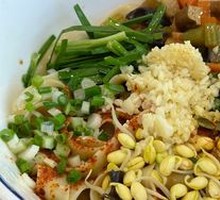 甘谷辣子油泼面