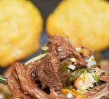 Stewed Goose in Iron Pot