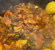 Spare Ribs and Chicken Pot