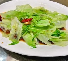 Stir-Fried Lettuce with Oyster Sauce
