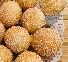 Fried glutinous rice balls
