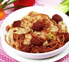 Braised Cabbage with Meatballs