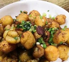 Salted Pepper Potatoes