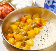 Curry Beef Stone Pot Rice Bowl