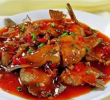 家熬鲫头鱼