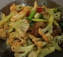Spicy Stir-Fried Organic Cauliflower