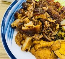 Pork Trotter and Crispy Pork Belly Rice