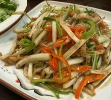 Water Celery with Shredded Pork
