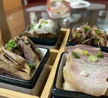 Farmhouse Four Small Dishes