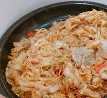 Braised Pork Belly with Sour Cabbage