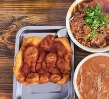 Fried Rice Noodles with Crispy Tofu