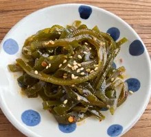 Thin seaweed strips