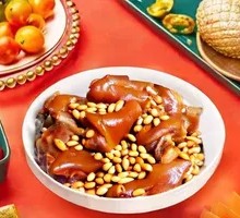 Braised Pig Trotters with Soybeans